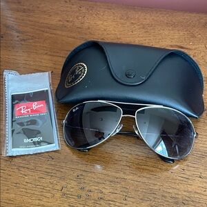 Ray-Ban Men's Aviator Sunglasses Black Lenses Silver Frame